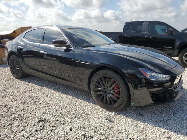 ZAM57YTA4J1287189 - 2018 MASERATI GHIBLI S BLACK photo 4