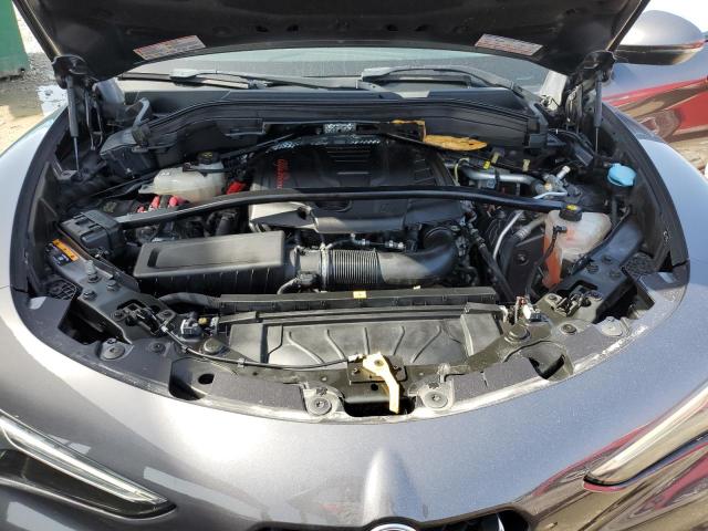 ZASFAKPN7J7B74815 - 2018 ALFA ROMEO STELVIO SPORT Grau Foto 11