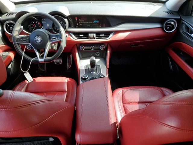 ZASFAKPN7J7B74815 - 2018 ALFA ROMEO STELVIO SPORT Grau Foto 8