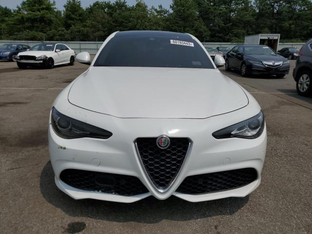 ZARFAEEN5H7561215 - 2017 ALFA ROMEO GIULIA TI Q4 WHITE photo 5