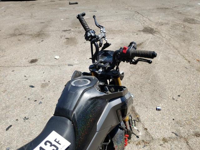 MLHJC7516J5007591 - 2018 HONDA GROM BLACK photo 5