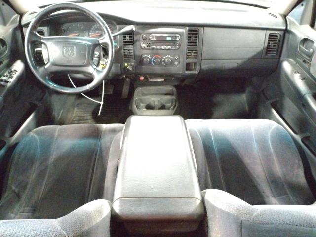 1D7HG38N43S197656 - 2003 DODGE DAKOTA QUAD SPORT BLACK photo 8