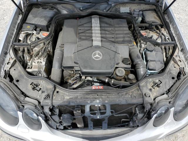 WDBUF70J64A566308 - 2004 MERCEDES-BENZ E 500 SILVER photo 11