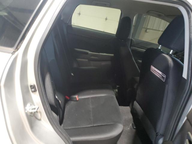 4A4AR3AW6FE032504 - 2015 MITSUBISHI OUTLANDER ES SILVER photo 10