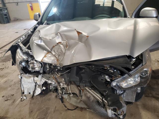 4A4AR3AW6FE032504 - 2015 MITSUBISHI OUTLANDER ES SILVER photo 11