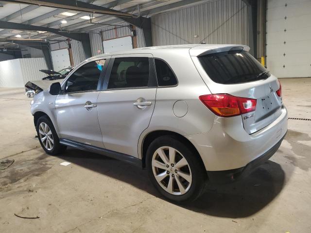 4A4AR3AW6FE032504 - 2015 MITSUBISHI OUTLANDER ES SILVER photo 2