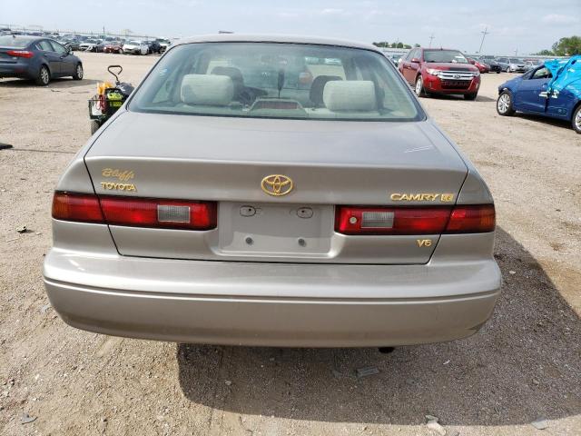 4T1BF28K2WU054650 - 1998 TOYOTA CAMRY CE TAN photo 6