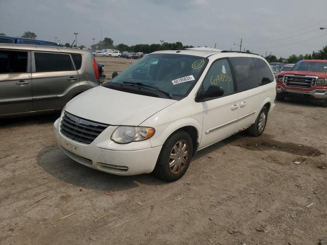 2A4GP54L17R293865 - 2007 CHRYSLER TOWN AND C TOURING WHITE photo 1