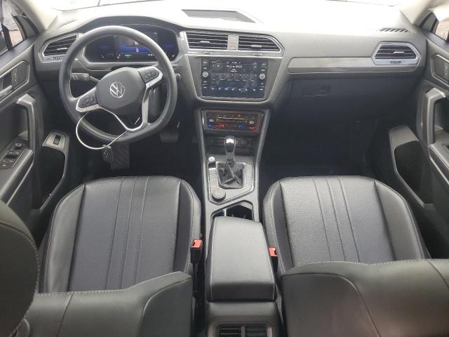 3VV2B7AX2NM027908 - 2022 VOLKSWAGEN TIGUAN SE أبيض صورة 8
