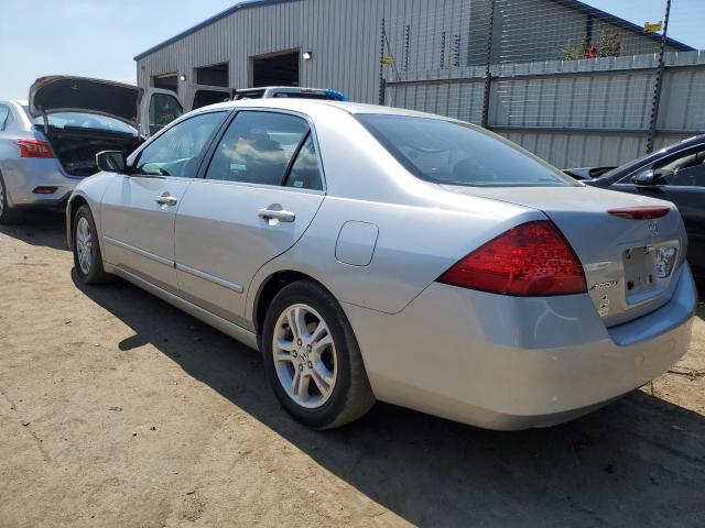 1HGCM56347A068436 - 2007 HONDA ACCORD SE SILVER photo 3