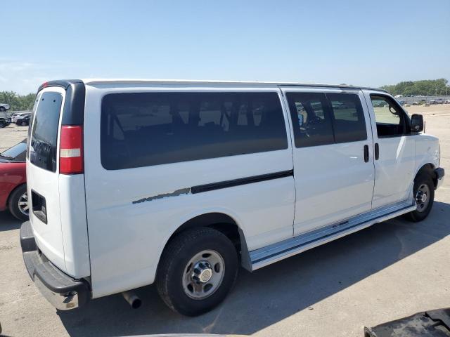 1GAZG1FG4C1141626 - 2012 CHEVROLET EXPRESS G3 LT WHITE photo 3