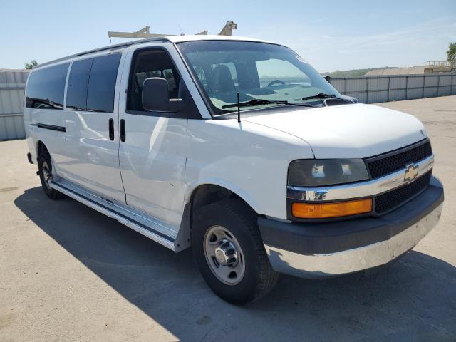 1GAZG1FG4C1141626 - 2012 CHEVROLET EXPRESS G3 LT WHITE photo 4