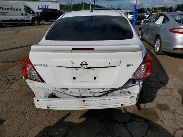 3N1CN7AP1KL843961 - 2019 NISSAN VERSA S WHITE photo 6