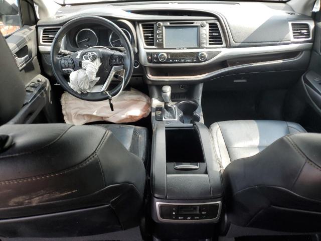 5TDKKRFHXGS174380 - 2016 TOYOTA HIGHLANDER XLE GRAY photo 8