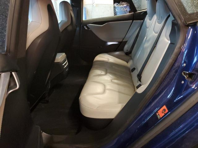 5YJSA1E26GF174916 - 2016 TESLA MODEL S Կապույտ լուսանկար 10