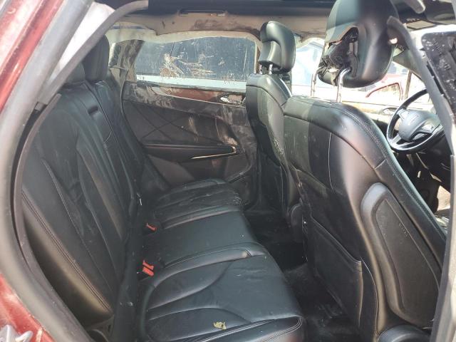 5LMCJ2D99HUL45913 - 2017 LINCOLN MKC SELECT 红色 照片 11