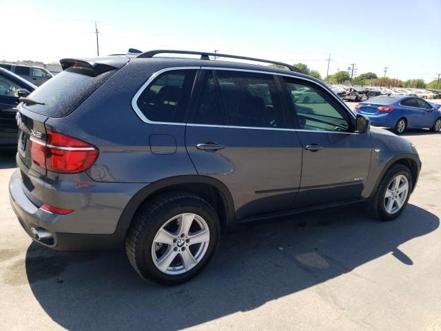 5UXZW0C55D0B94528 - 2013 BMW X5 XDRIVE35D GRAY photo 3