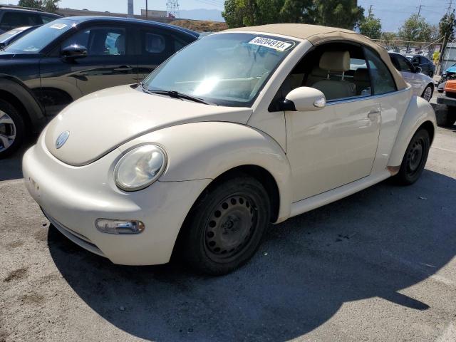 3VWBM31YX4M345832 - 2004 VOLKSWAGEN NEW BEETLE GL 奶油色 照片 1