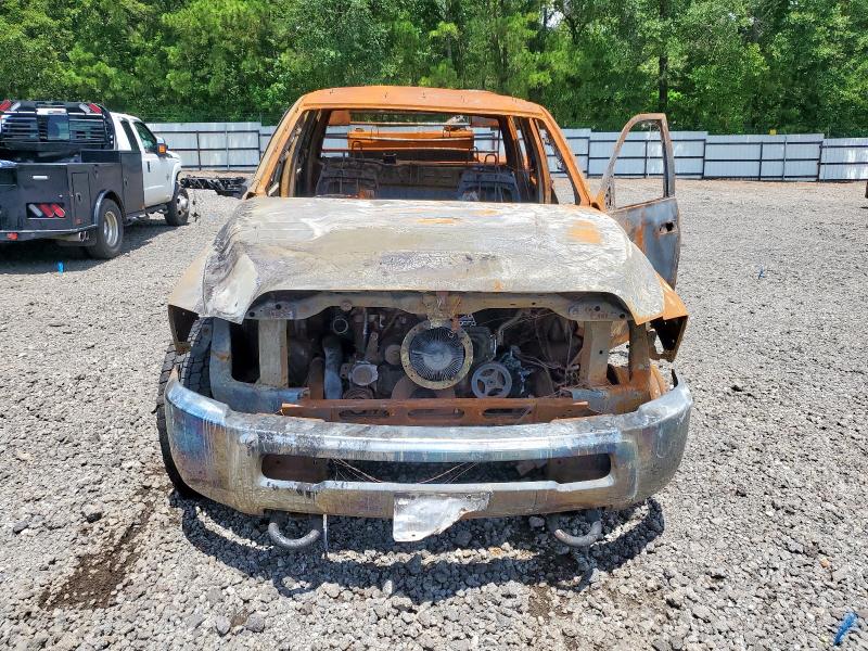 3C7WRNFL7HG529857 - 2017 RAM 5500 BURN photo 5