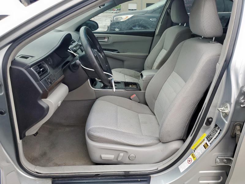 4T4BF1FK3FR470967 - 2015 TOYOTA CAMRY LE 银色 照片 7