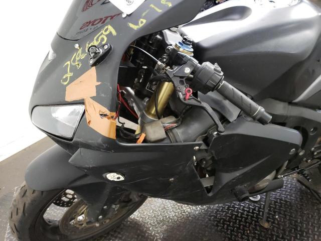 JH2PC37065M208985 - 2005 HONDA CBR600 RR BLACK photo 9