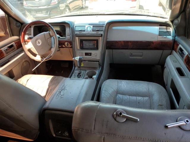 5LMFU285X5LJ09932 - 2005 LINCOLN NAVIGATOR 黑色 照片 8