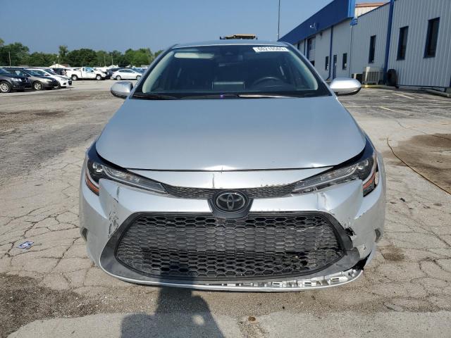 JTDEPRAE6LJ088907 - 2020 TOYOTA COROLLA LE Gümüş foto 5