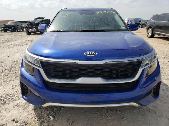 KNDEU2AA6M7217479 - 2021 KIA SELTOS S BLUE photo 5