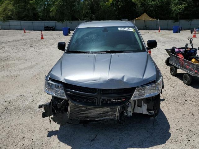 3C4PDCBG2KT837692 - 2019 DODGE JOURNEY SE GRAY photo 5