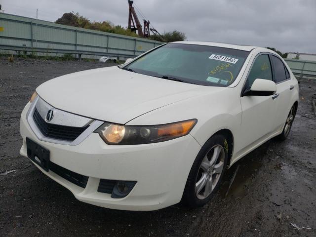 JH4CU2F60AC003861 - 2010 ACURA TSX WHITE photo 2