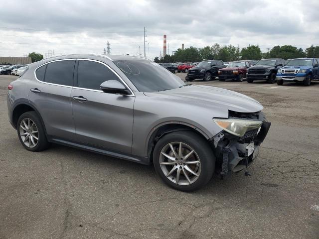 ZASFAKBNXJ7B59667 - 2018 ALFA ROMEO STELVIO TI GRAY photo 4