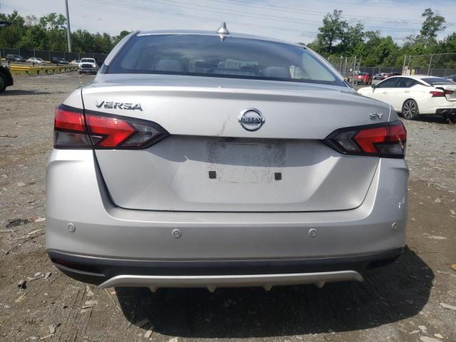 3N1CN8EV7LL876866 - 2020 NISSAN VERSA SV SILVER photo 6