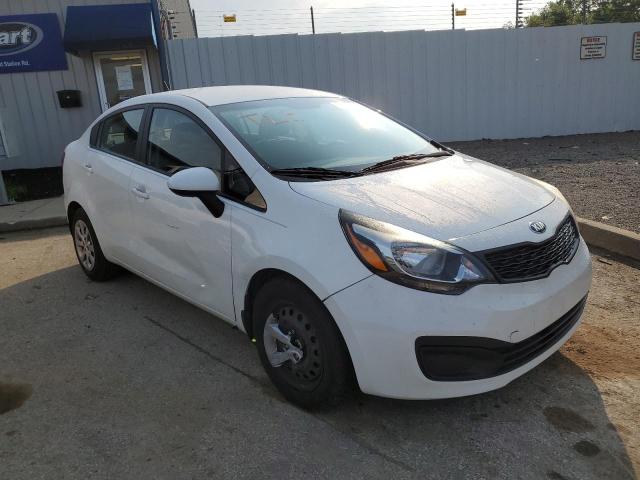 KNADM4A32F6528244 - 2015 KIA RIO LX WHITE photo 4