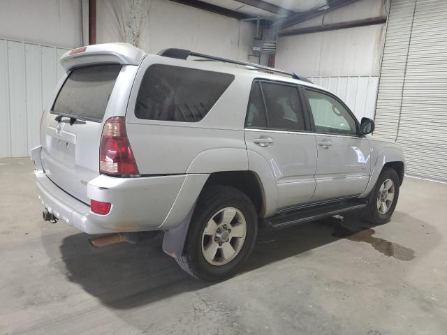 JTEZU14R550046890 - 2005 TOYOTA 4RUNNER-V6 SR5 SILVER photo 3