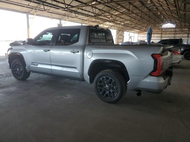 5TFNC5DB7RX077314 - 2024 TOYOTA TUNDRA CREWMAX PLATINUM ვერცხლისფერი ფოტო 2