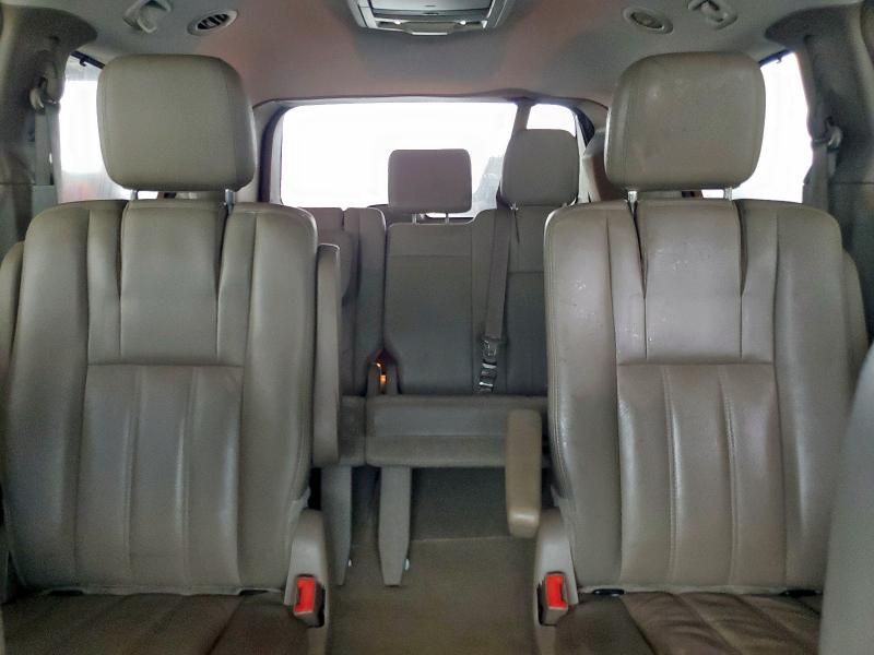 2C4RC1CG5CR327551 - 2012 CHRYSLER TOWN & COU TOURING L WHITE photo 10