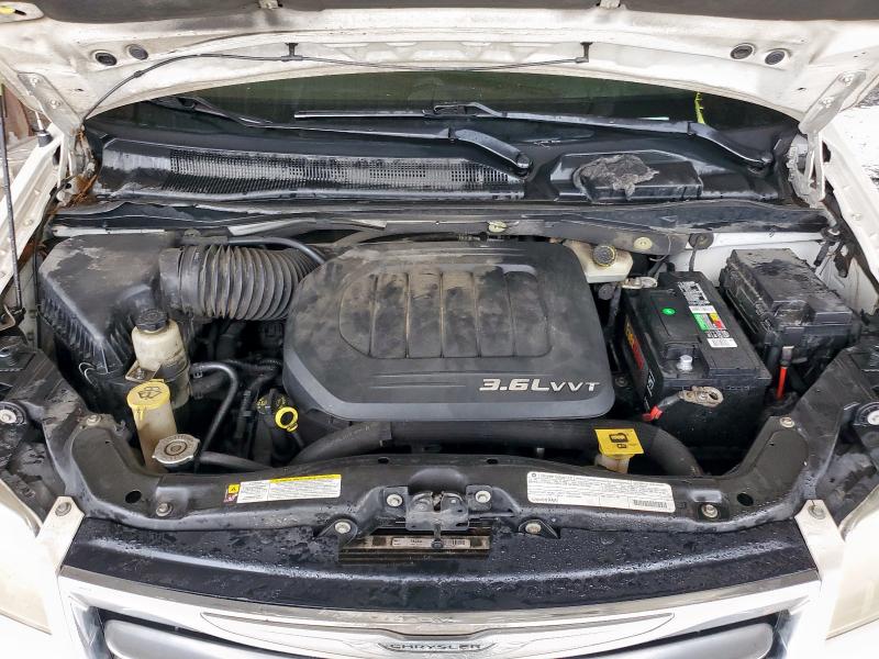 2C4RC1CG5CR327551 - 2012 CHRYSLER TOWN & COU TOURING L WHITE photo 12