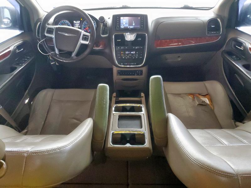 2C4RC1CG5CR327551 - 2012 CHRYSLER TOWN & COU TOURING L WHITE photo 8