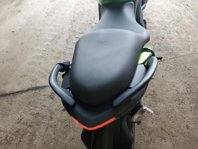 JKALEEA139A034809 - 2009 KAWASAKI LE650 A GREEN photo 6