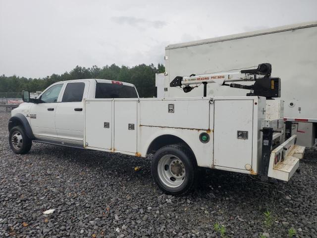 3C7WRMFL5JG151408 - 2018 RAM 5500 WHITE photo 3