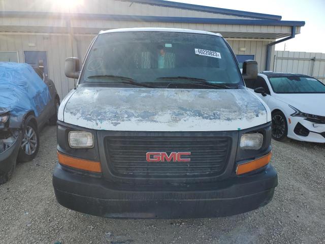 1GTGG29V051126803 - 2005 GMC SAVANA G2500 WHITE photo 5