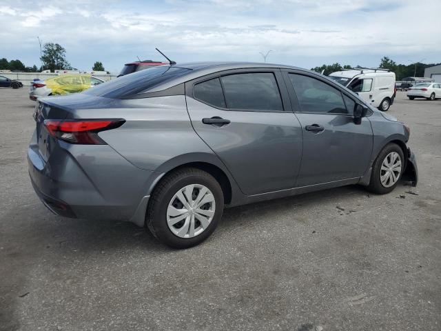 3N1CN8DV7PL830025 - 2023 NISSAN VERSA S ნაცრისფერი ფოტო 3