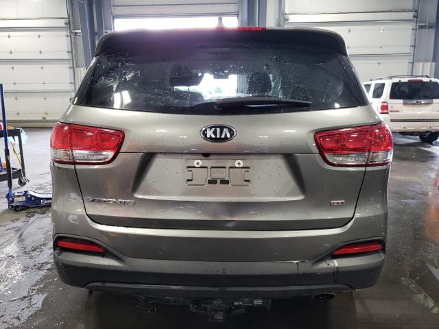 5XYPGDA36JG431383 - 2018 KIA SORENTO LX GRAY photo 6