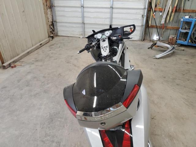 5VPSW36N1B3003245 - 2011 VICTORY MOTORCYCLES VISION TOUR შავი ფოტო 6