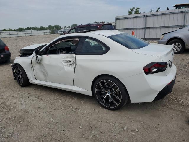 3MW33CM0XR8E20882 - 2024 BMW 230XI WHITE photo 2