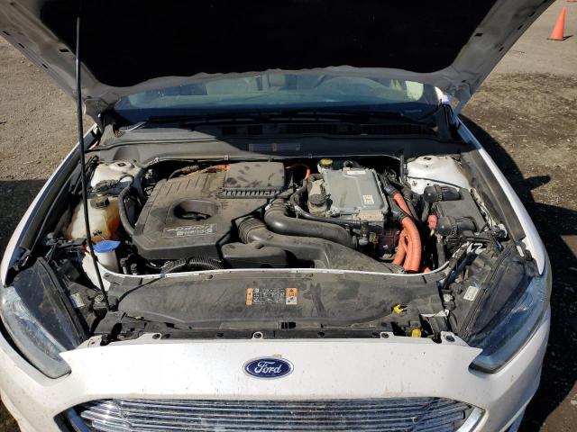 3FA6P0PU5DR365803 - 2013 FORD FUSION SE PHEV WHITE photo 11