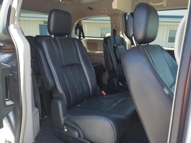 2C4RC1BGXER382159 - 2014 CHRYSLER TOWN & COU TOURING SILVER photo 11