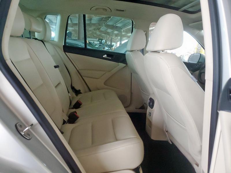 WVGAV7AX0CW532808 - 2012 VOLKSWAGEN TIGUAN S 银色 照片 11