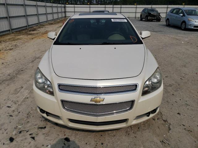 1G1ZE5E12BF226492 - 2011 CHEVROLET MALIBU LTZ თეთრი ფოტო 5