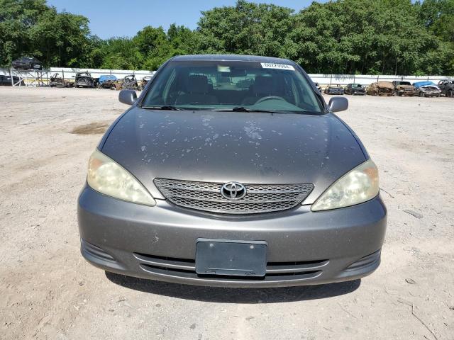 4T1BE32K82U575660 - 2002 TOYOTA CAMRY LE GRAY photo 5